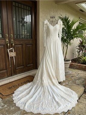 2500$ VTG 80s Coquette 100% SILK Gown Size 6 Cottagecore Romantic floral